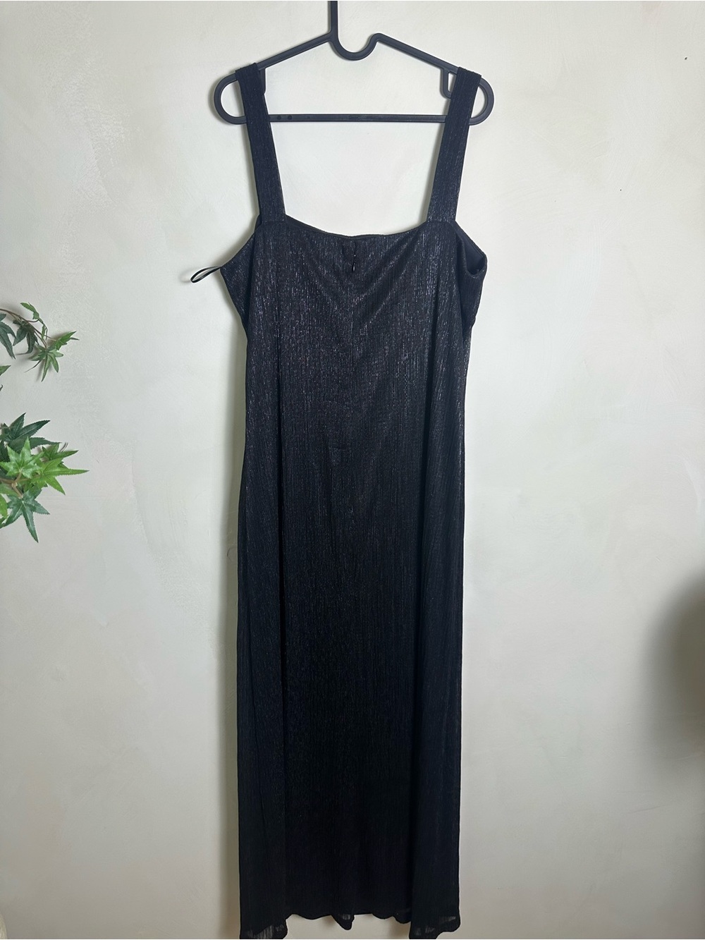 R&M Richards Black Sleeveless Maxi Dress with Wide Straps Size 16 - Picture 3 of 5